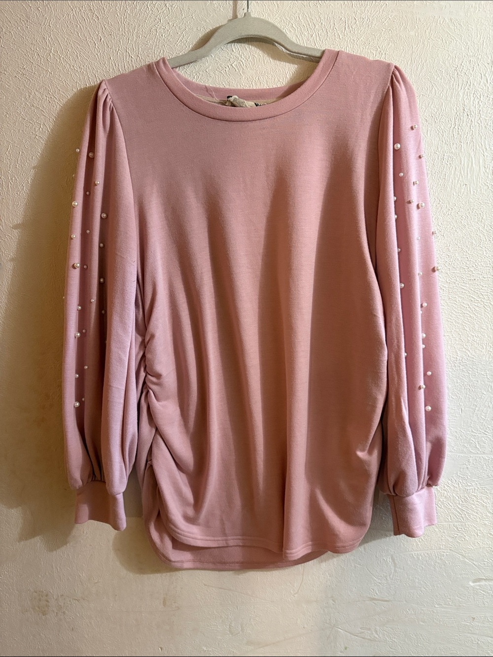 Francesca's Collections Pink Pearl-Sleeve Long Sleeve Sweatshirt